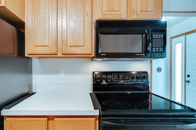 22857 Cranbrooke Drive, Novi, MI 48375