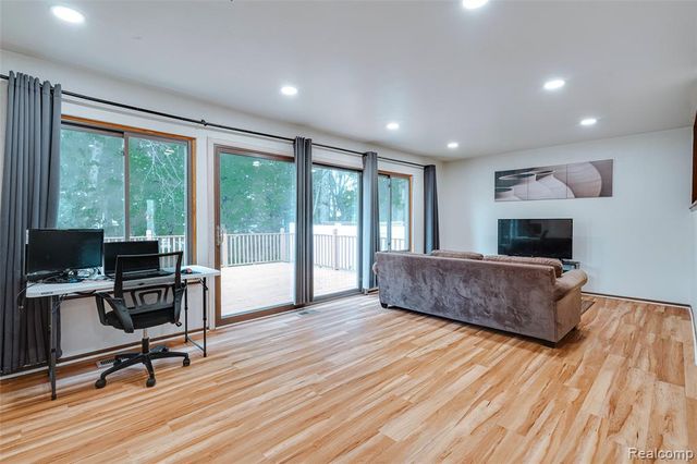 22857 Cranbrooke Drive, Novi, MI 48375