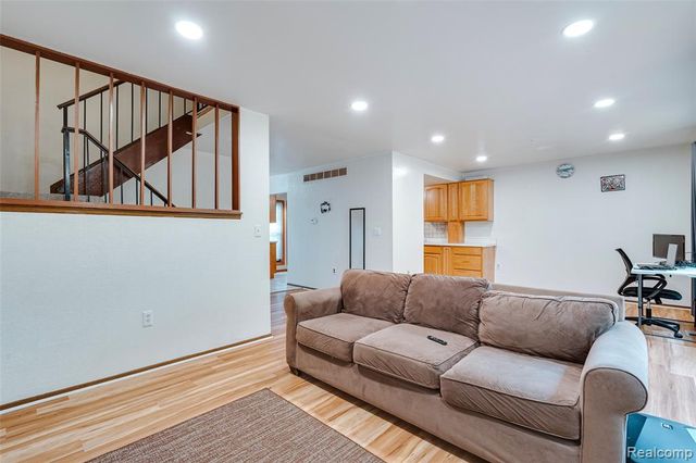 22857 Cranbrooke Drive, Novi, MI 48375