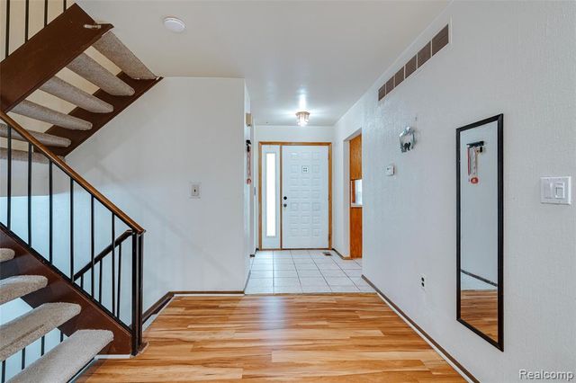 22857 Cranbrooke Drive, Novi, MI 48375