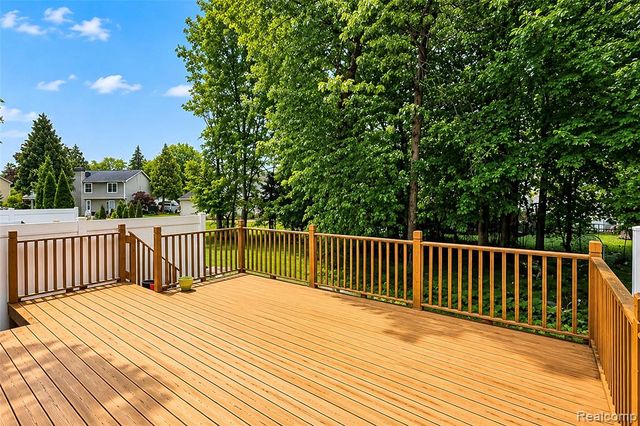 22857 Cranbrooke Drive, Novi, MI 48375