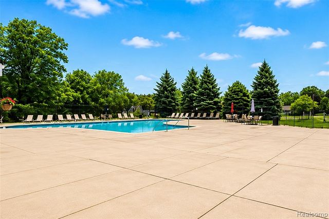 22857 Cranbrooke Drive, Novi, MI 48375