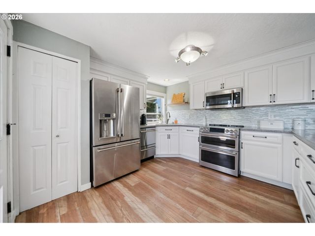 5516 Nw 180TH Pl, Portland, OR 97229