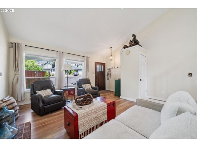 5516 Nw 180TH Pl, Portland, OR 97229