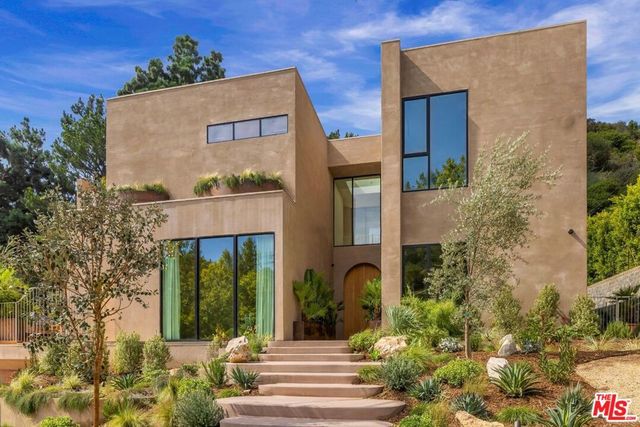 2267 Betty Lane, Beverly Hills, CA 90210