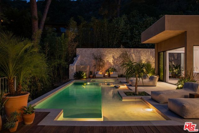 2267 Betty Lane, Beverly Hills, CA 90210