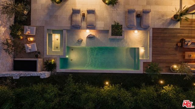 2267 Betty Lane, Beverly Hills, CA 90210