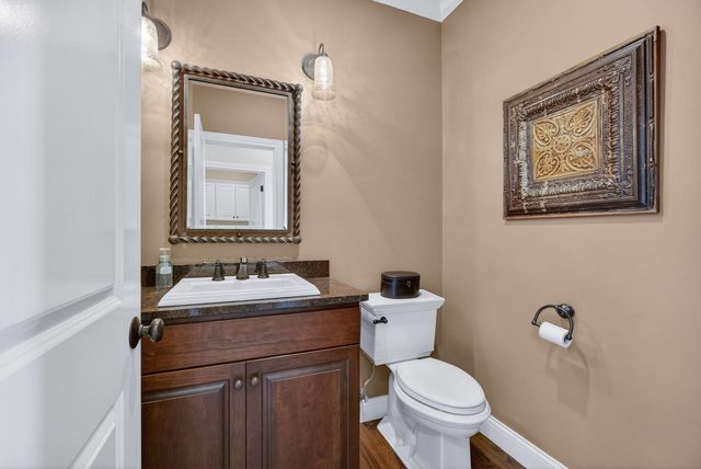 1007 S 8th Street, Eldridge, IA 52748