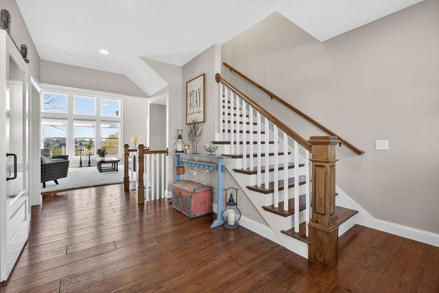 1007 S 8th Street, Eldridge, IA 52748