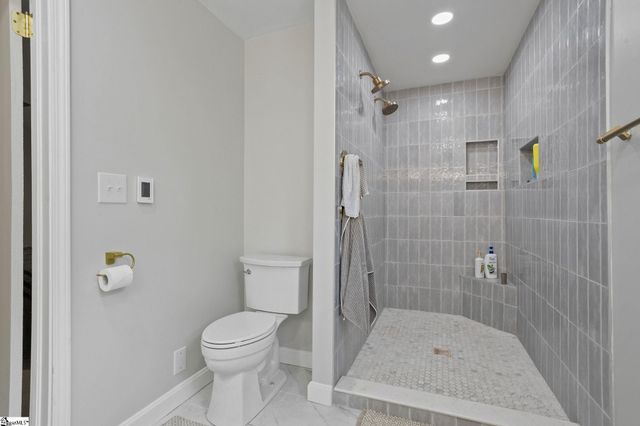 28 Buena Vista Avenue, Greenville, SC 29607