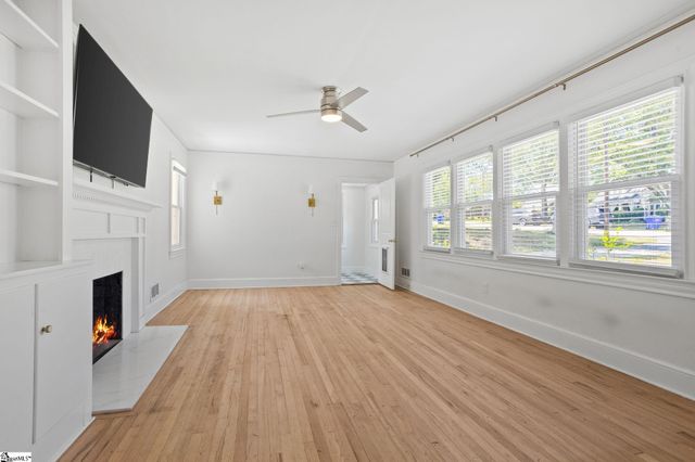 28 Buena Vista Avenue, Greenville, SC 29607