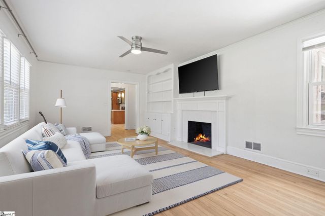 28 Buena Vista Avenue, Greenville, SC 29607