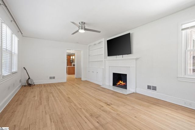 28 Buena Vista Avenue, Greenville, SC 29607