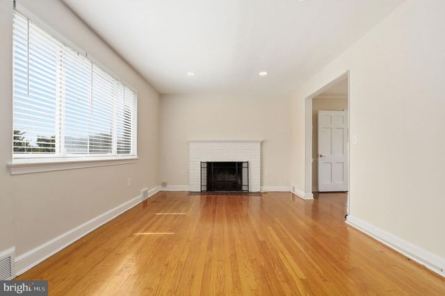 9614 DILSTON RD, Silver Spring, MD 20903