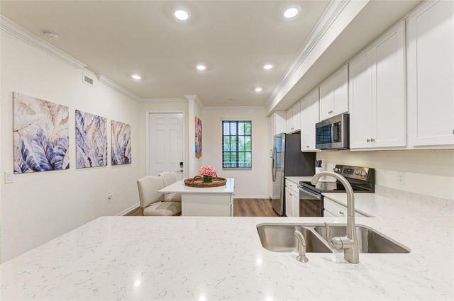 17520 GAWTHROP DRIVE 304, Bradenton, FL 34211