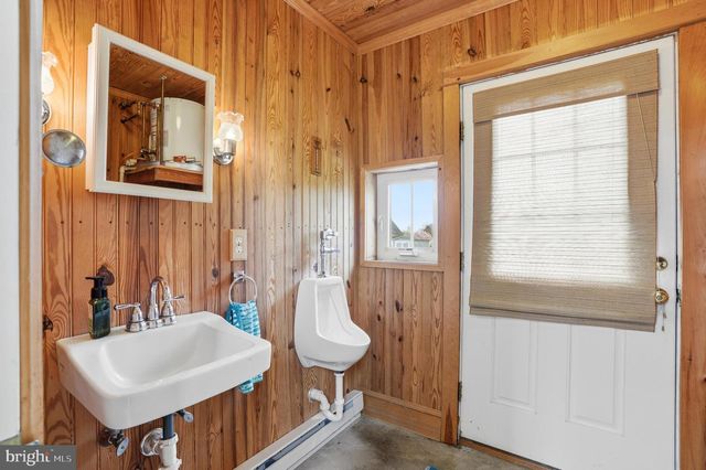 572 HALTEMAN RD, Souderton, PA 18964