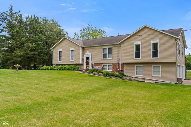 17975 E County Road 365 N, Hope, IN 47246