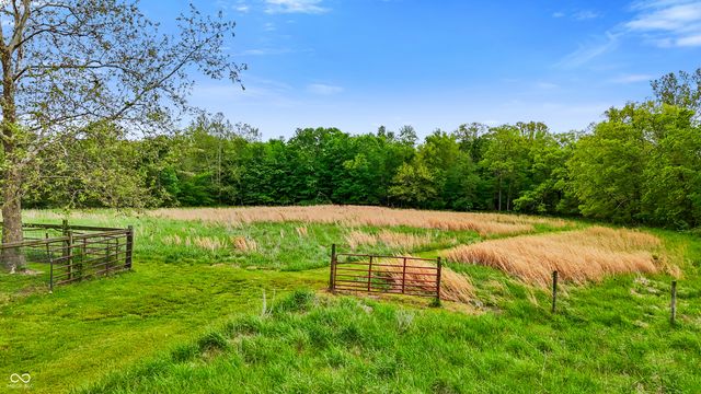 17975 E County Road 365 N, Hope, IN 47246