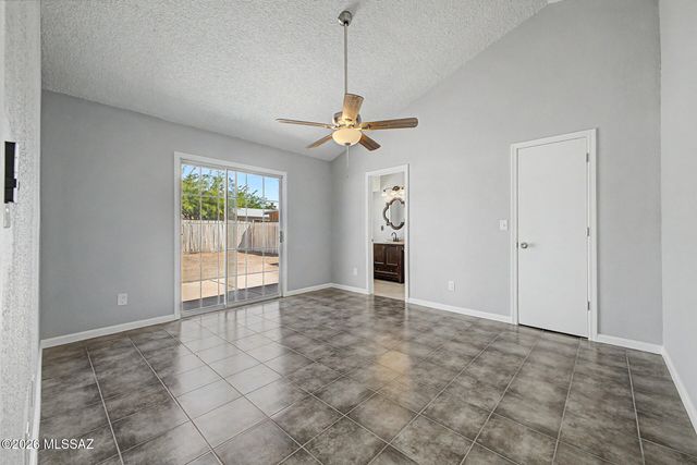 3262 W Avenida Manana, Tucson, AZ 85746
