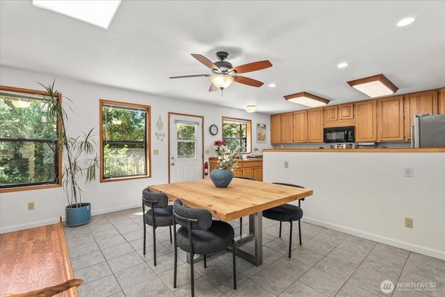 19407 228th Avenue SE, Maple Valley, WA 98038