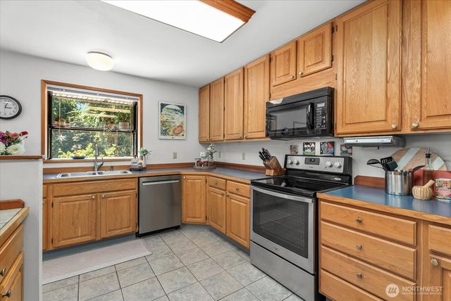 19407 228th Avenue SE, Maple Valley, WA 98038