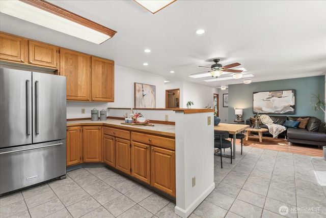 19407 228th Avenue SE, Maple Valley, WA 98038