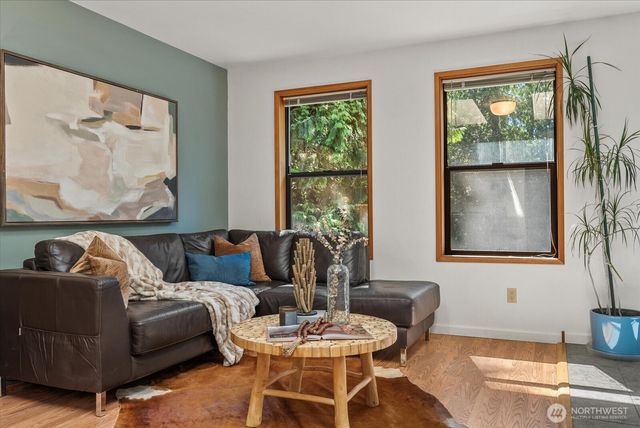 19407 228th Avenue SE, Maple Valley, WA 98038