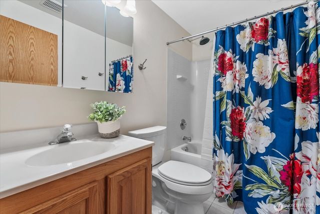 19407 228th Avenue SE, Maple Valley, WA 98038