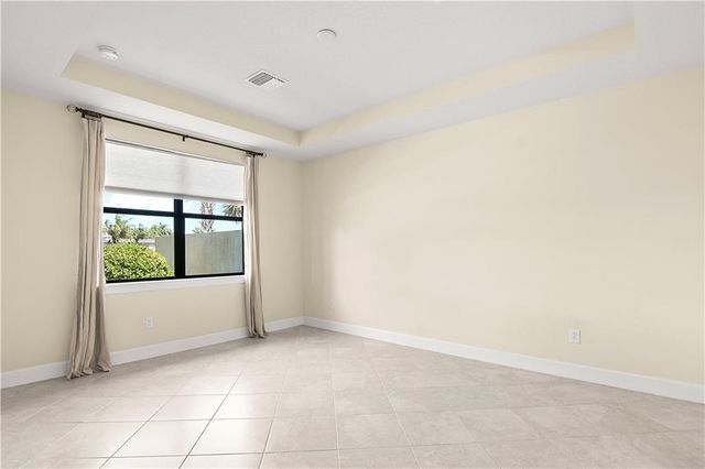 4347 Beauty Leaf Circle, Vero Beach, FL 32967