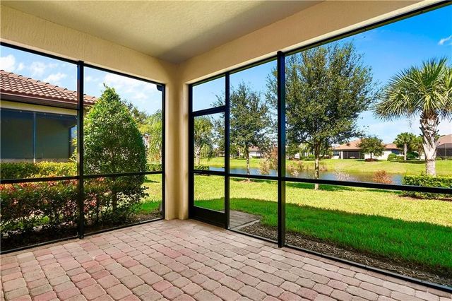 4347 Beauty Leaf Circle, Vero Beach, FL 32967