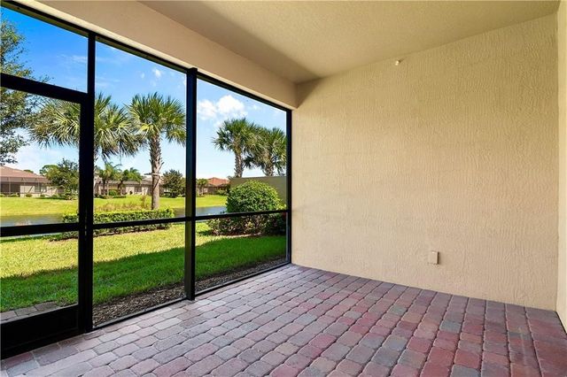 4347 Beauty Leaf Circle, Vero Beach, FL 32967