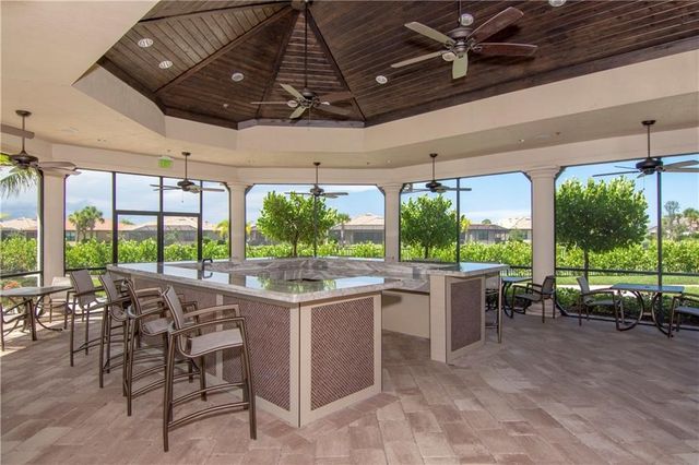 4347 Beauty Leaf Circle, Vero Beach, FL 32967