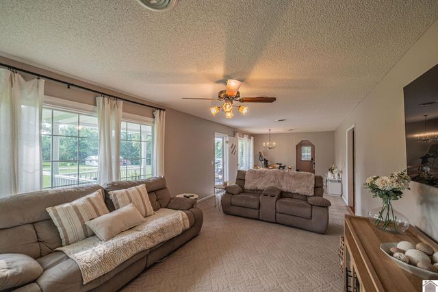 831 County Road 1006, Bardwell, KY 42023