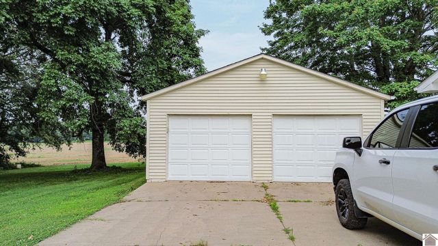 831 County Road 1006, Bardwell, KY 42023