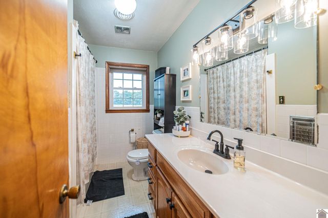 831 County Road 1006, Bardwell, KY 42023