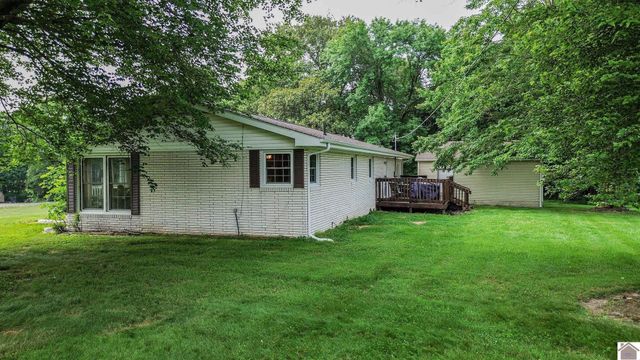 831 County Road 1006, Bardwell, KY 42023