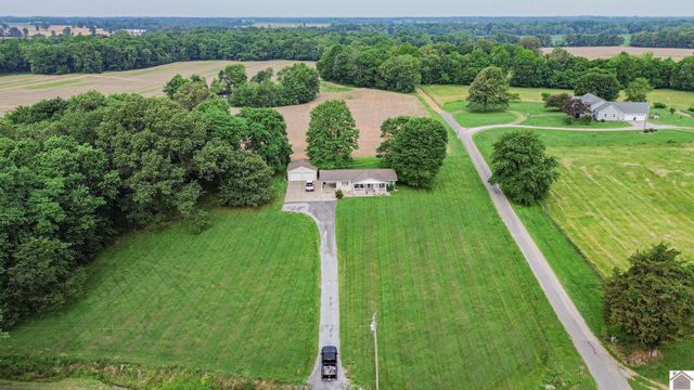 831 County Road 1006, Bardwell, KY 42023