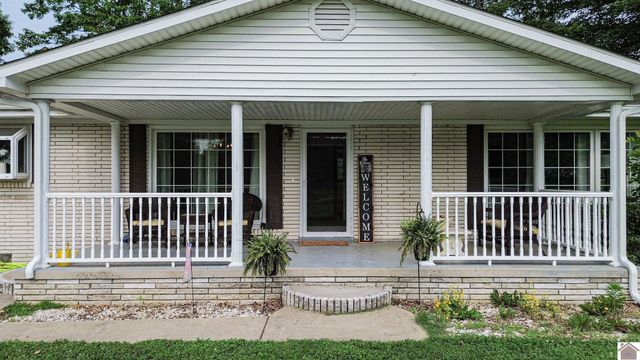 831 County Road 1006, Bardwell, KY 42023