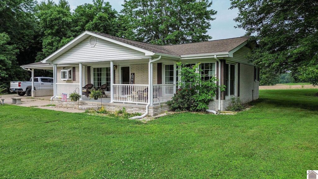 831 County Road 1006, Bardwell, KY 42023