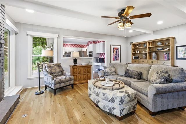 9970 Marty Street, Overland Park, KS 66212