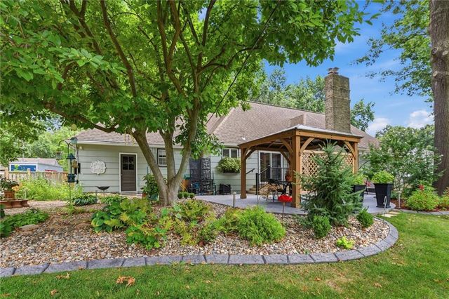9970 Marty Street, Overland Park, KS 66212