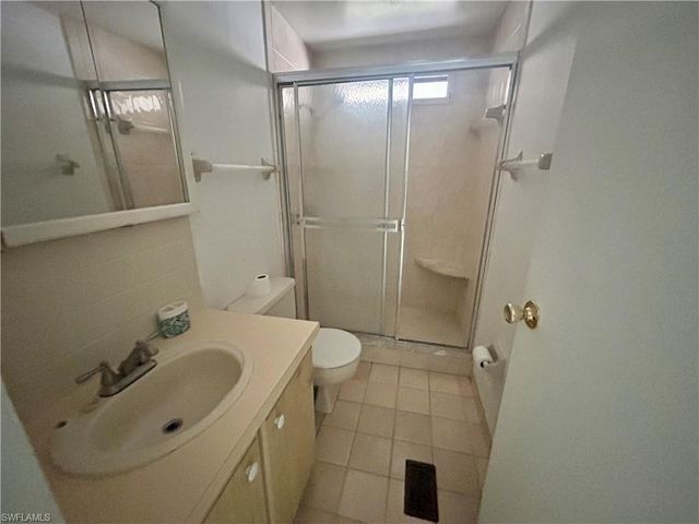 130 Grassy Key LN 37, Naples, FL 34114