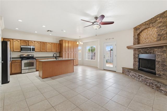 2018 Gene Autry Drive, Kingman, AZ 86409