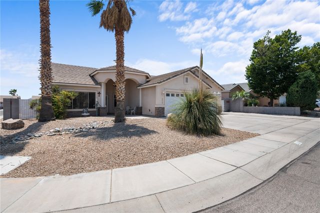 2018 Gene Autry Drive, Kingman, AZ 86409