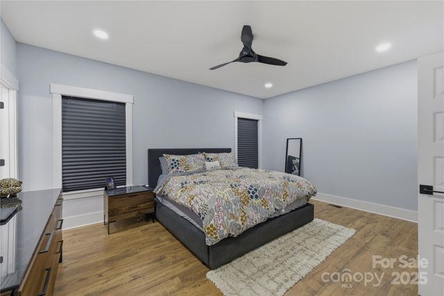 2062 Vineyard Estates Lane, Lincolnton, NC 28690