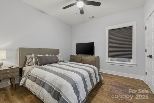 2062 Vineyard Estates Lane, Lincolnton, NC 28690