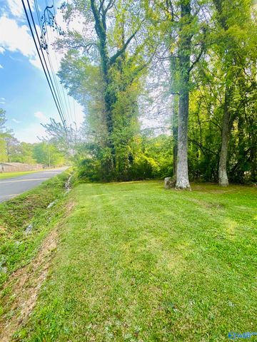 .89 Fairview Road, Gadsden, AL 35904