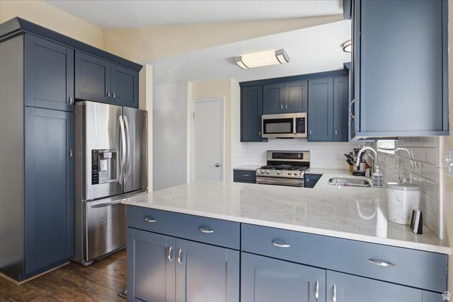 3016 S FETZER DR, Magna, UT 84044