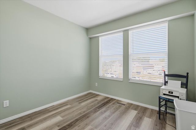 3016 S FETZER DR, Magna, UT 84044