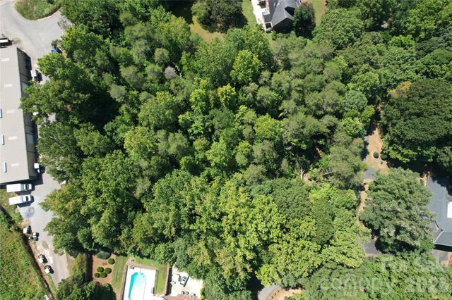 3924 Deer Run Drive NE, Conover, NC 28613